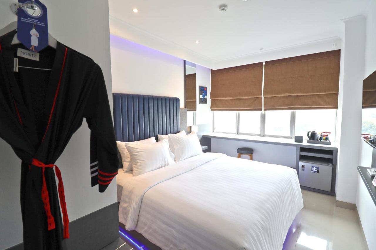 Hotel Moritz Biz Gandaria Giacarta Esterno foto