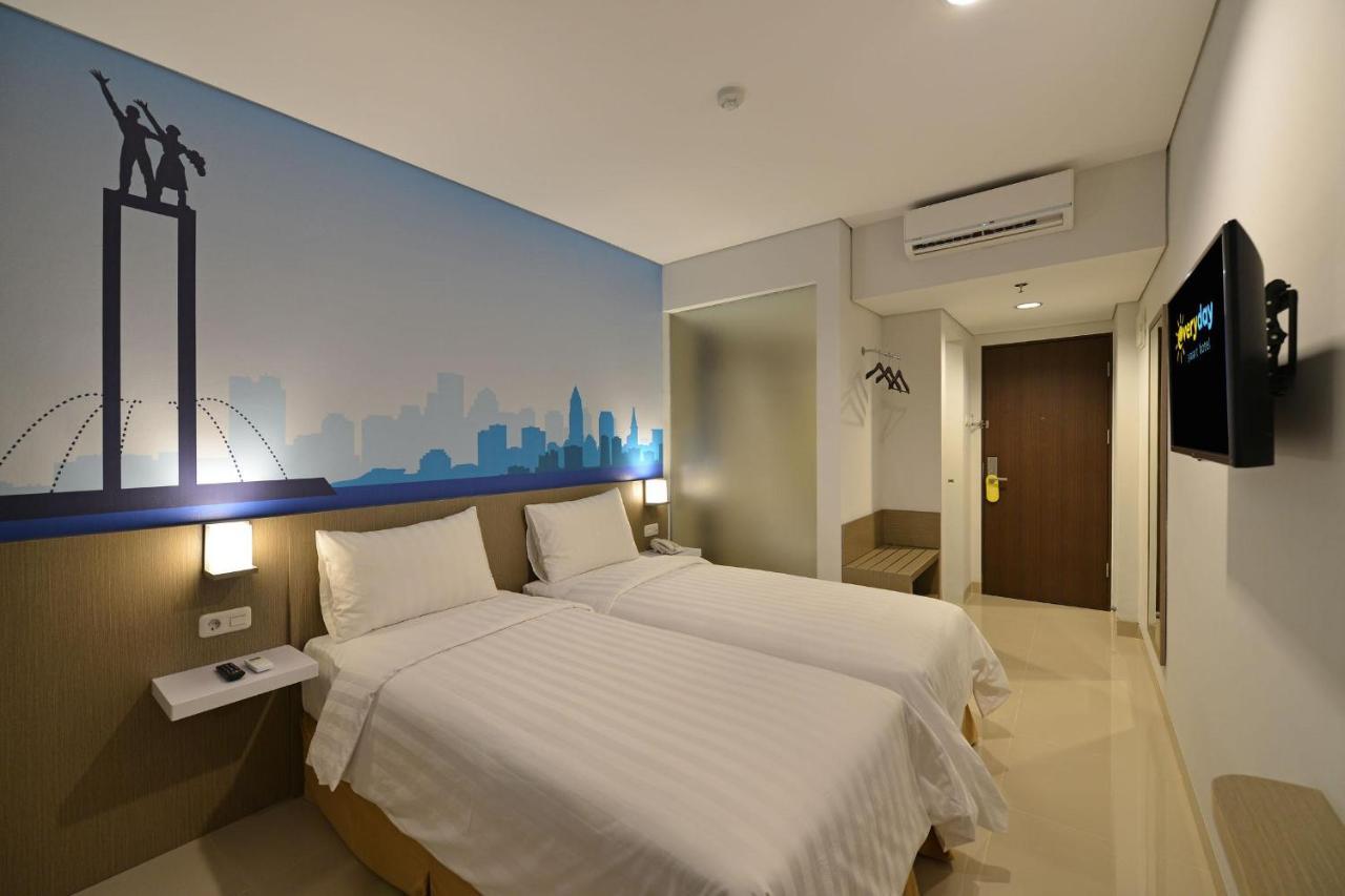 Hotel Moritz Biz Gandaria Giacarta Esterno foto